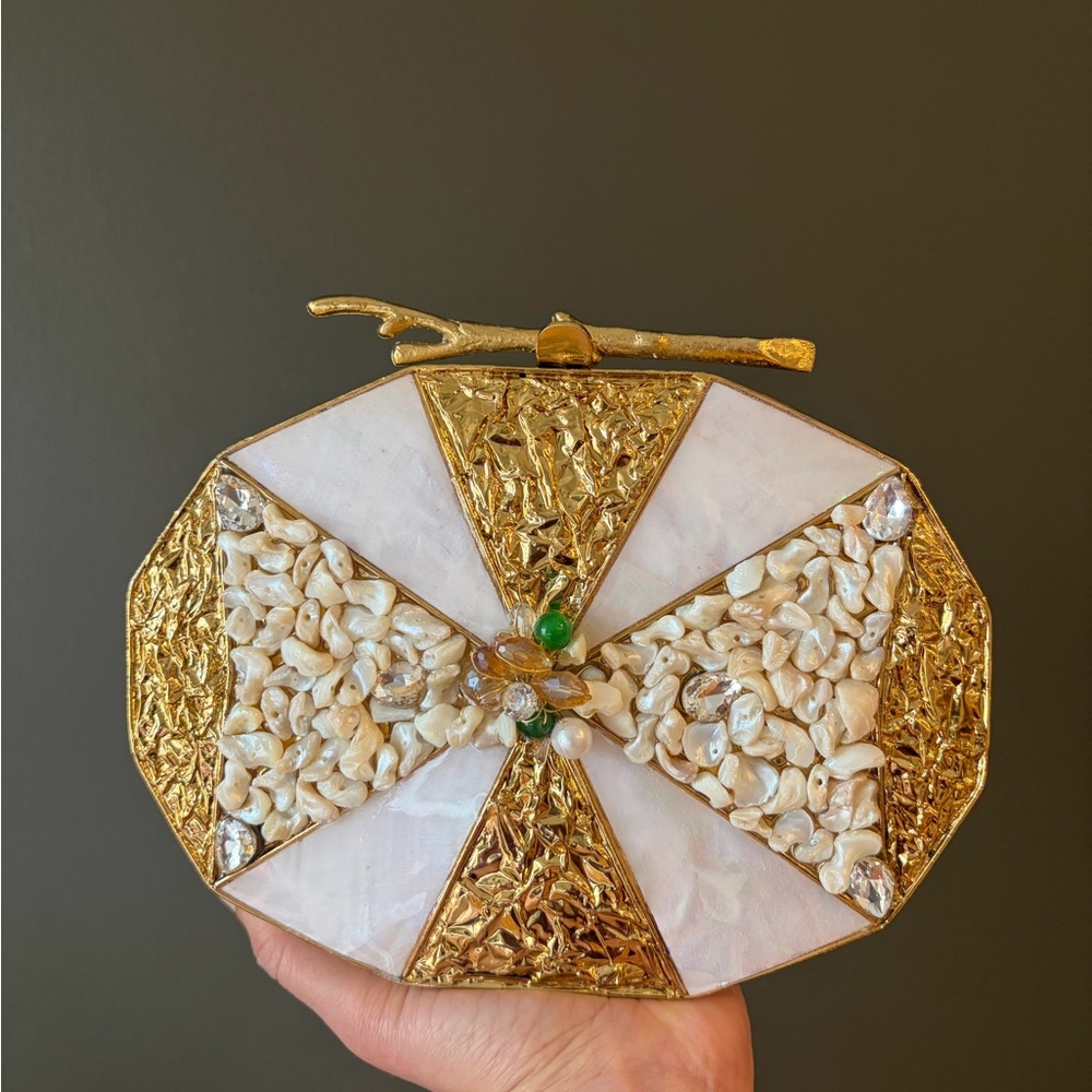 Elegant Gold and Cream Shell Clutch